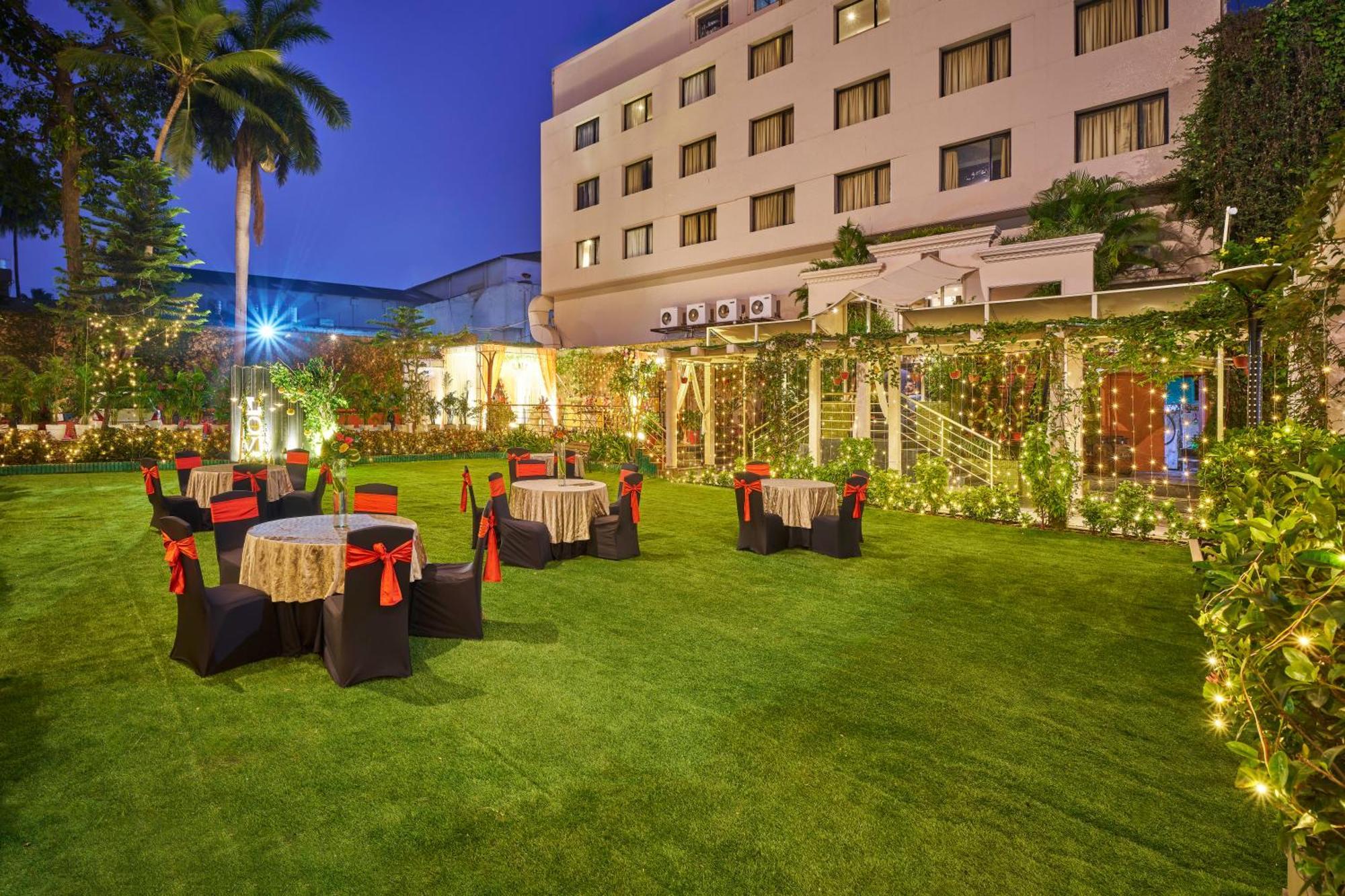 Hotel Hindusthan International, Bhuvanesvar Kültér fotó